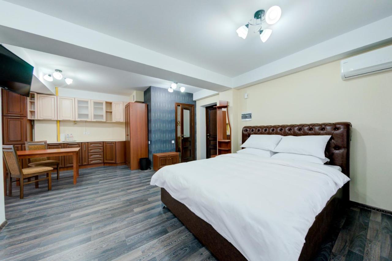 Catherine Hotel Kiszyniów Zewnętrze zdjęcie