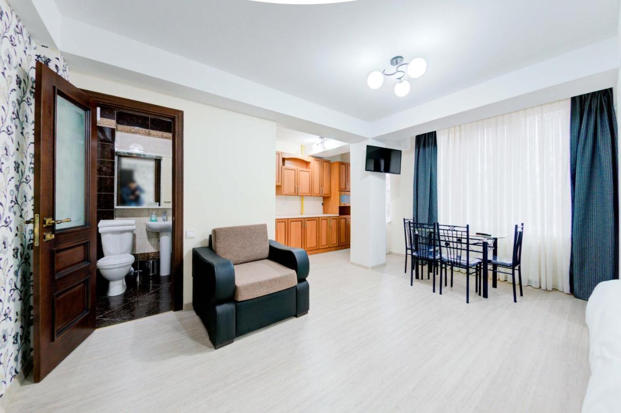 Catherine Hotel Kiszyniów Zewnętrze zdjęcie